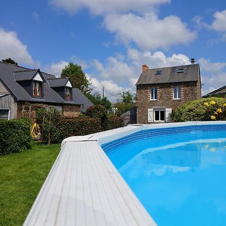 Le Jardin B&B Isigny-le-Buat Exterior foto