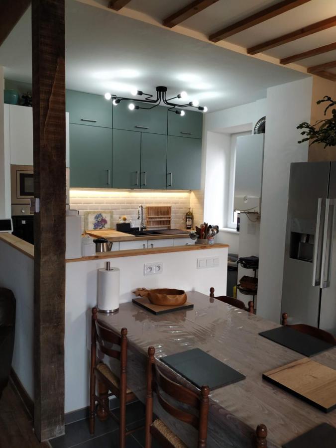 Le Jardin B&B Isigny-le-Buat Exterior foto
