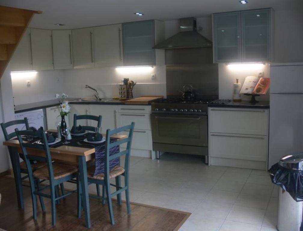 Le Jardin B&B Isigny-le-Buat Zimmer foto